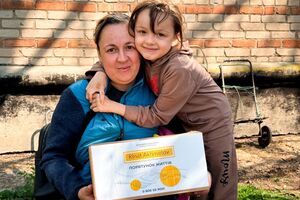 Фонд Рината Ахметова предоставил помощь пищевыми продуктами жителям Святогорской общины