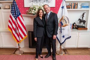 Емгофф і Гарріс одружені з 2014 року