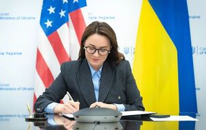 Свириденко (на фото) отправилась в Вашингтон, чтобы подписать соглашение о полезных ископаемых с Бессентом