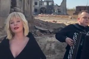 Точицкий: Именно с этого начинается "родина" – с оккупации, депортации, русского языка, двух аккордов на балалайке и пошлости