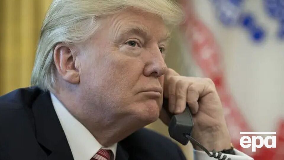 За словами співрозмовників журналістів, телефонної розмови між Трампом і Путіним поки не заплановано