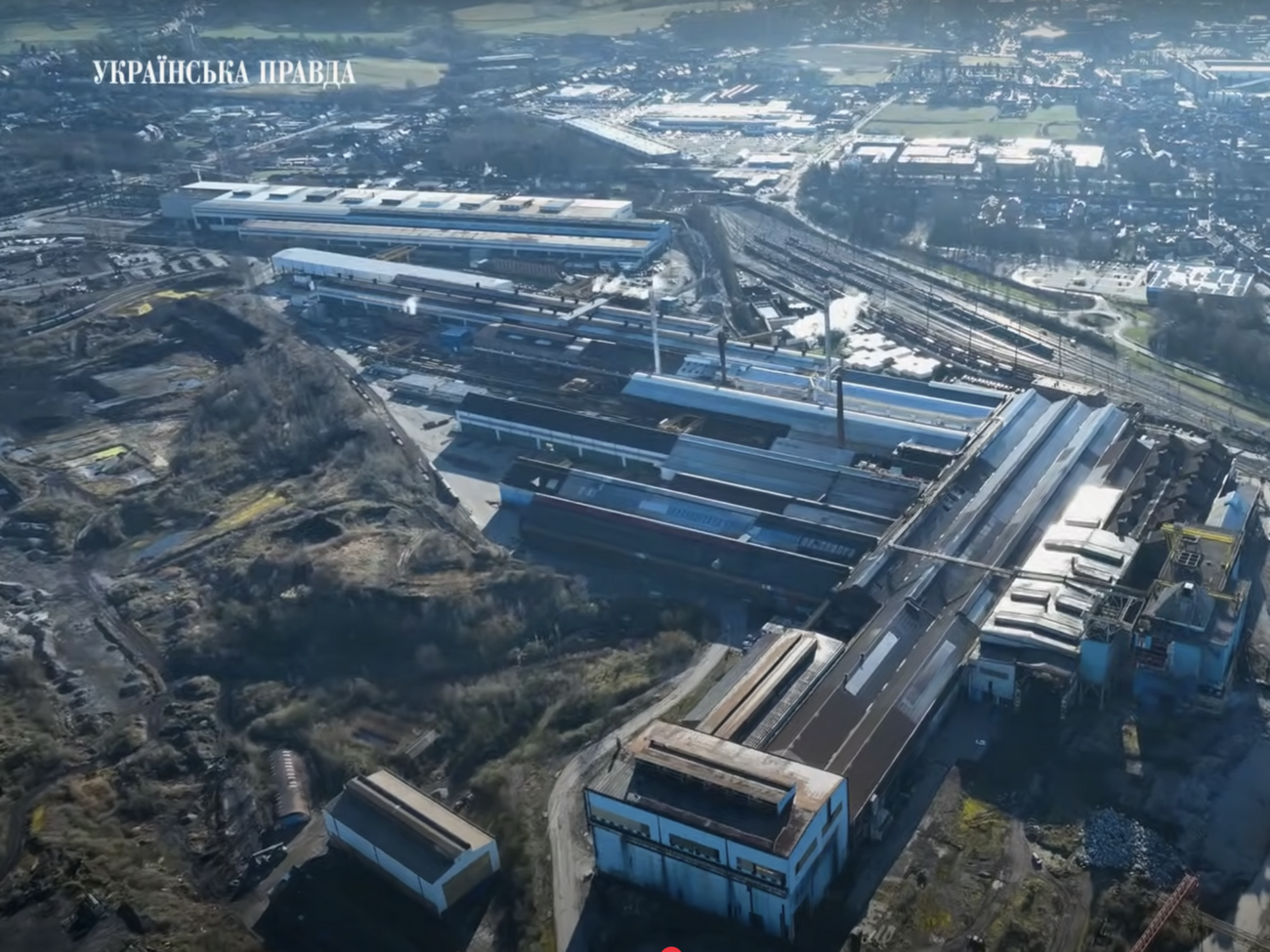 Заводы Лисина в Бельгии свободно работают, причем для работы они закупают российское сырье, выяснили журналисты