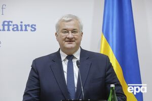 В Україні вивчають угоду про копалини, сказав Сибіга