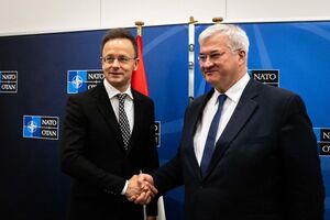 Сибіга (на фото праворуч): Як два сусіди, обидві наші держави заслуговують на надійний мир, безпеку й розвиток