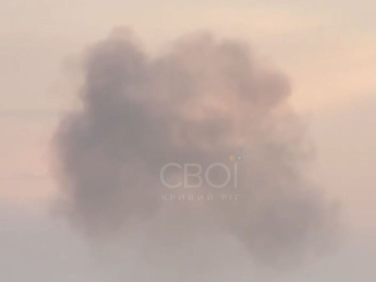 Росіяни вдарили по центру мікрорайону