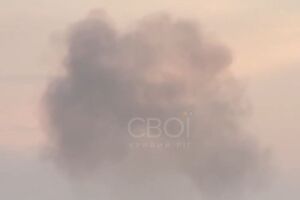 Росіяни вдарили по центру мікрорайону