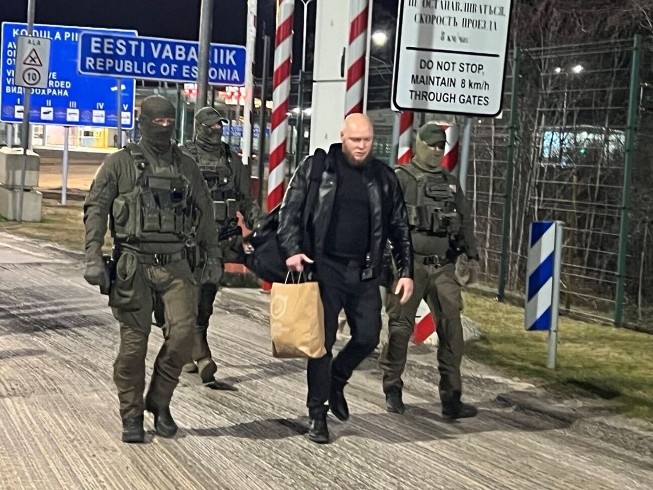 Выслали Горлова 4 апреля