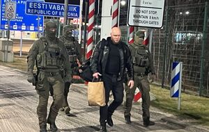 Выслали Горлова 4 апреля