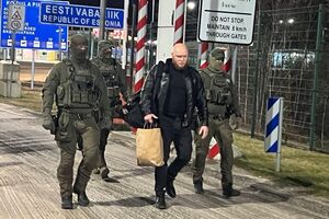 Выслали Горлова 4 апреля