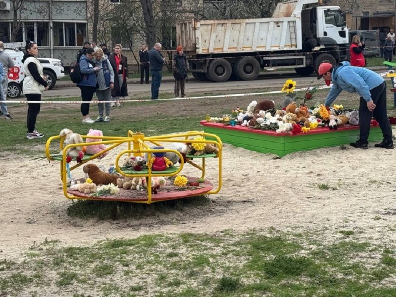 Российская ракета убила в Кривом Роге девятерых детей