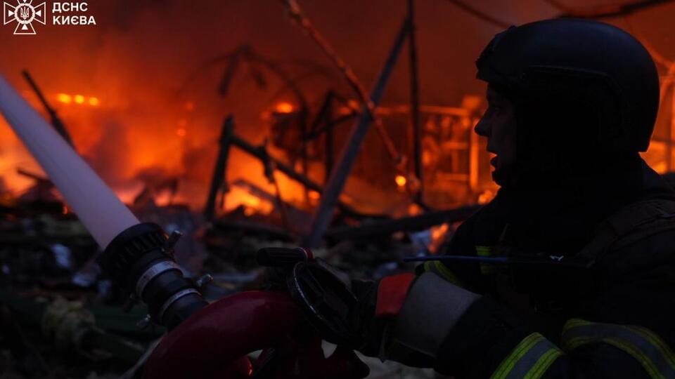 До ліквідації наслідків залучили 128 пожежників, розповіли в ДСНС