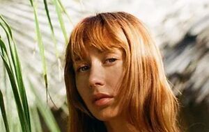 Муиньо снимала видеоработы для Гарри Стайлза, Элтона Джона, Бритни Спирс, Ленни Кравица