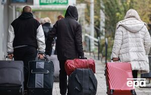 По числу просителей убежища Германия опустилась на третье место в ЕС, пишет СМИ