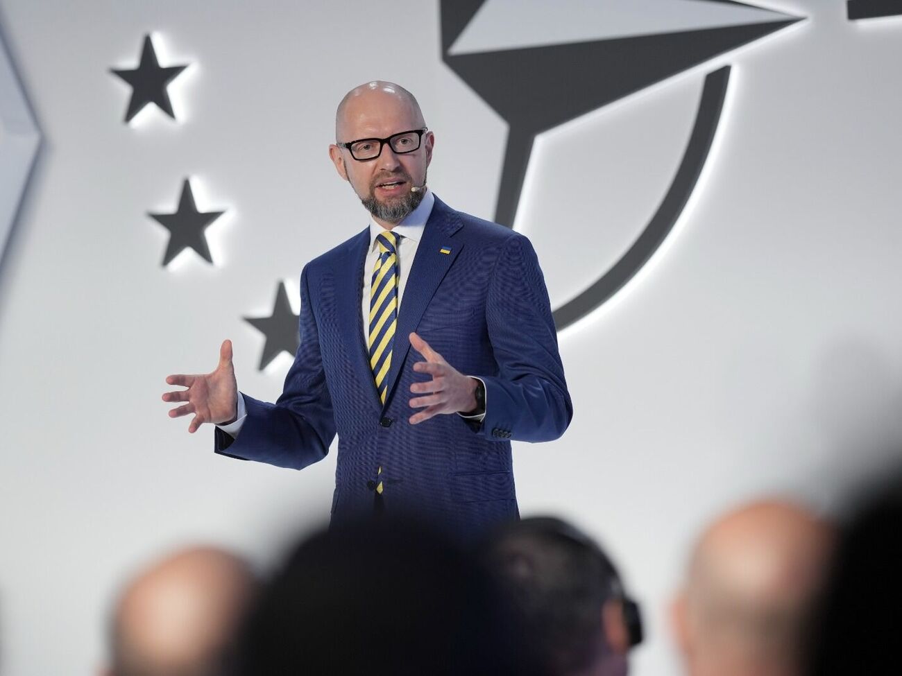 Яценюк: Є дуже серйозний шанс для Росії вийти з-під санкцій Європейського союзу