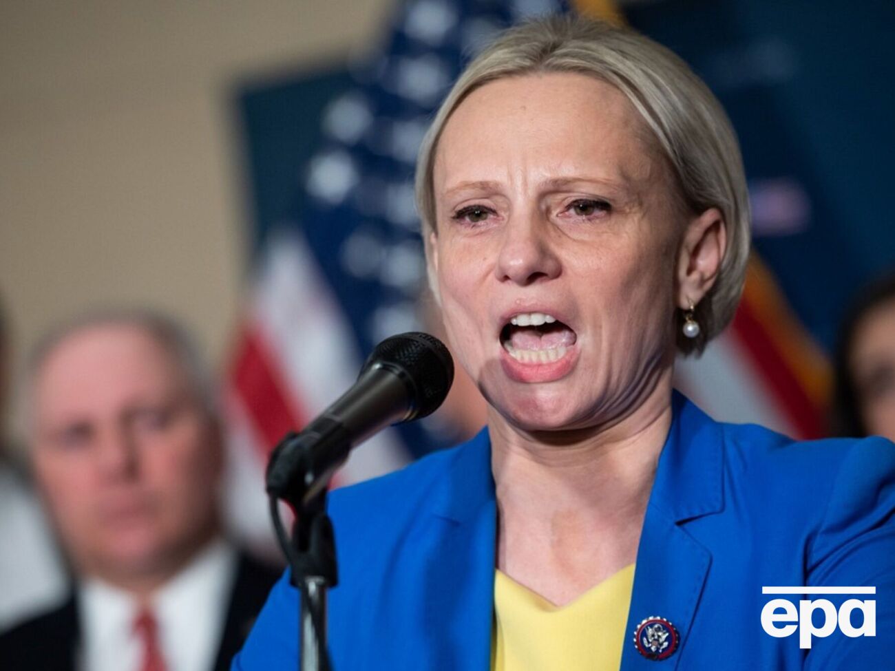 СМИ подчеркивает, что Спартц считает себя прежде всего гражданкой США