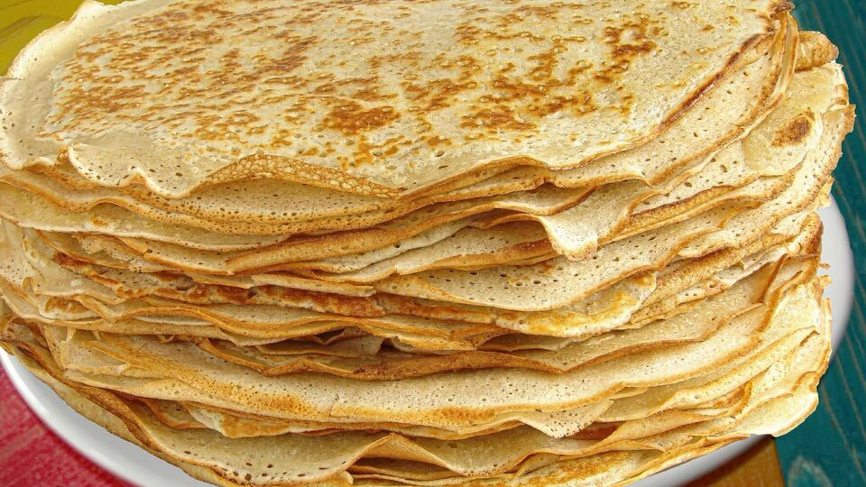 Блины жарят на растительном масле