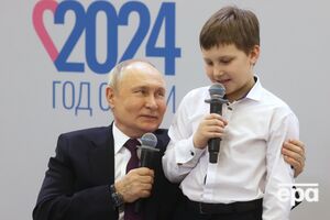 Путин разрешил принимать на работу с 15 лет без согласия родителей