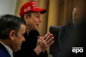 Маск (на фото) считает, что Наварро – "настоящий дурак", и добавил, что тот "тупее, куча кирпича"