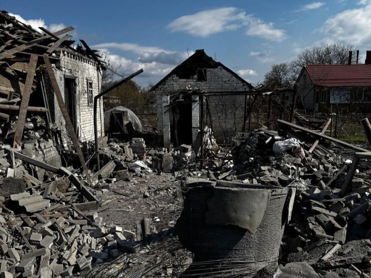 Россияне регулярно обстреливают Донецкую область