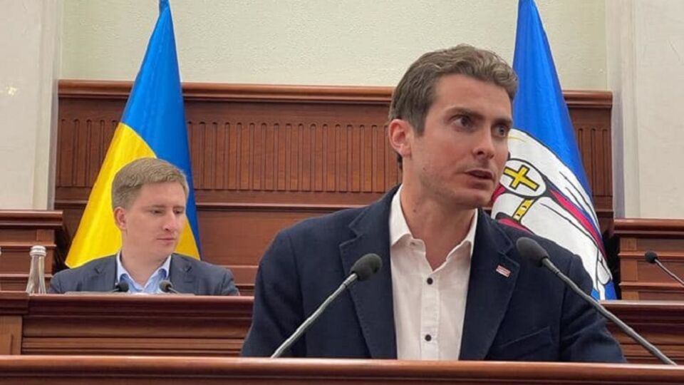 Білоцерковець: Україна – не тюрма. Київ – не колонія. А Банкова – не палац самодержця