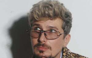 Позитив: На третьем месяце ребенок начинает видеть хорошо, он становится тактильным