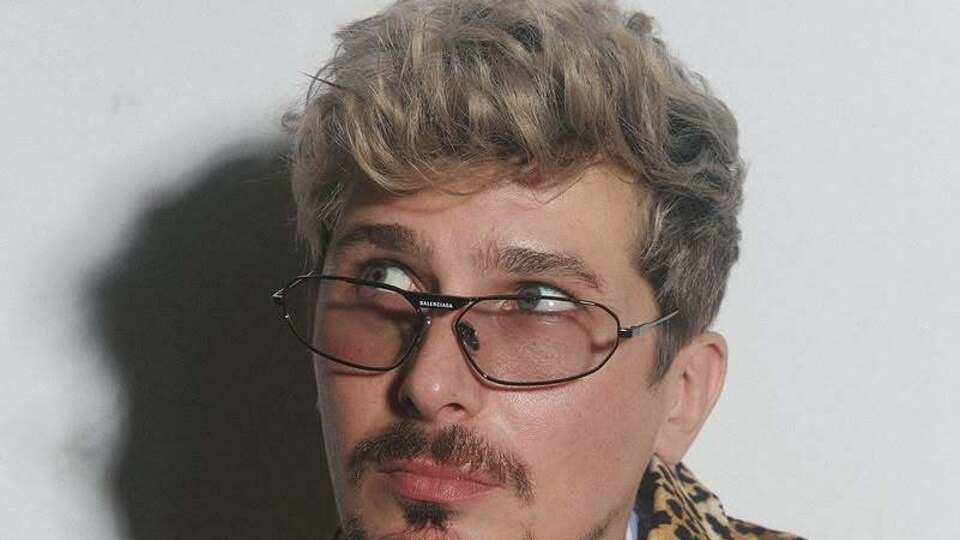 Позитив: На третьем месяце ребенок начинает видеть хорошо, он становится тактильным