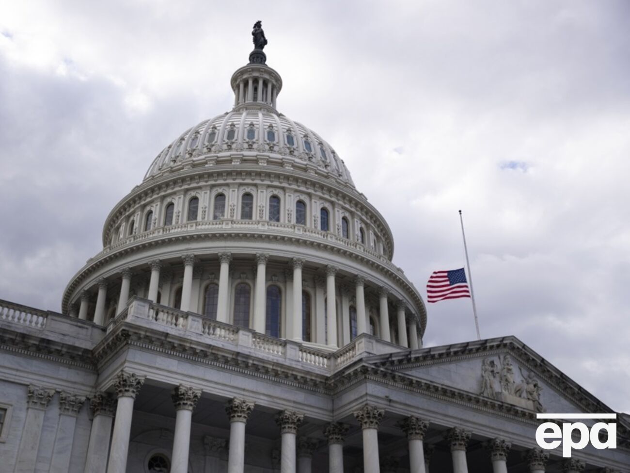 Белый дом сообщил Конгрессу о продаже оружия Украине