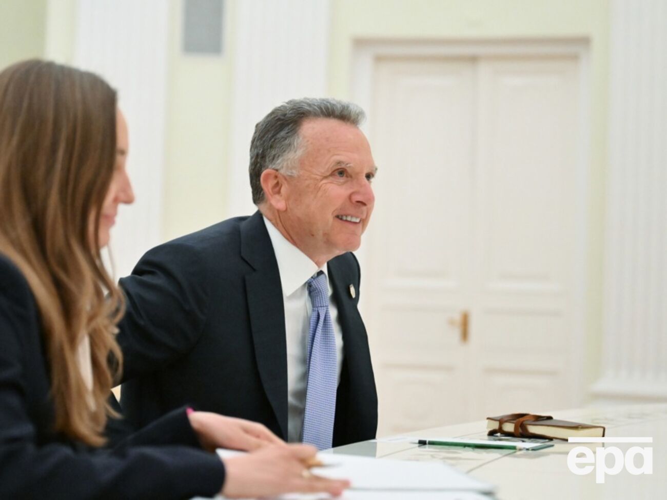 Критики Віткоффа звертають увагу, що той використовував перекладачів Кремля