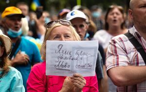После начала полномасштабного вторжения был мощный импульс "самоукраинизации", отмечается в отчете