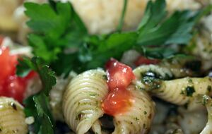 До страви додають різноманітні овочі