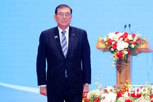 Ісіба підтримав "коаліцію охочих"