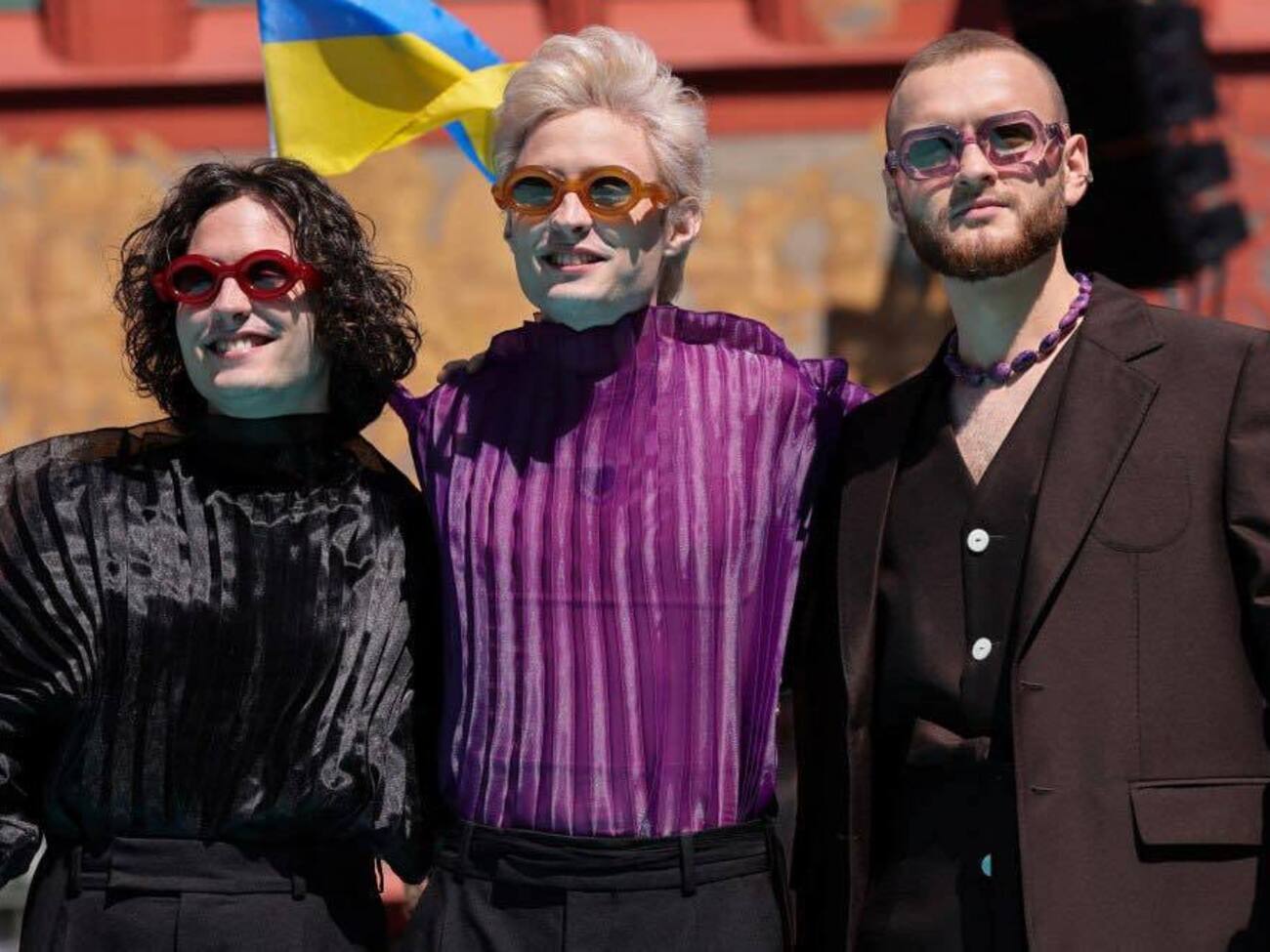 Лещинські обрали одяг від J’amemme, а Ходаков – від Andreas Moskin