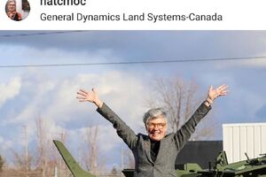 Тату Цмоць зробила на лівій руці