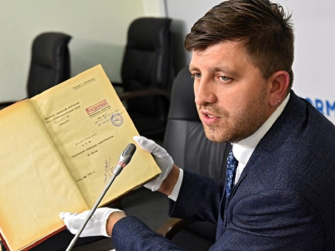 Как обеспечить полноту и единство документальной базы и наладить партнерство государственных учреждений и гражданского общества, расскажет глава Укргосархива