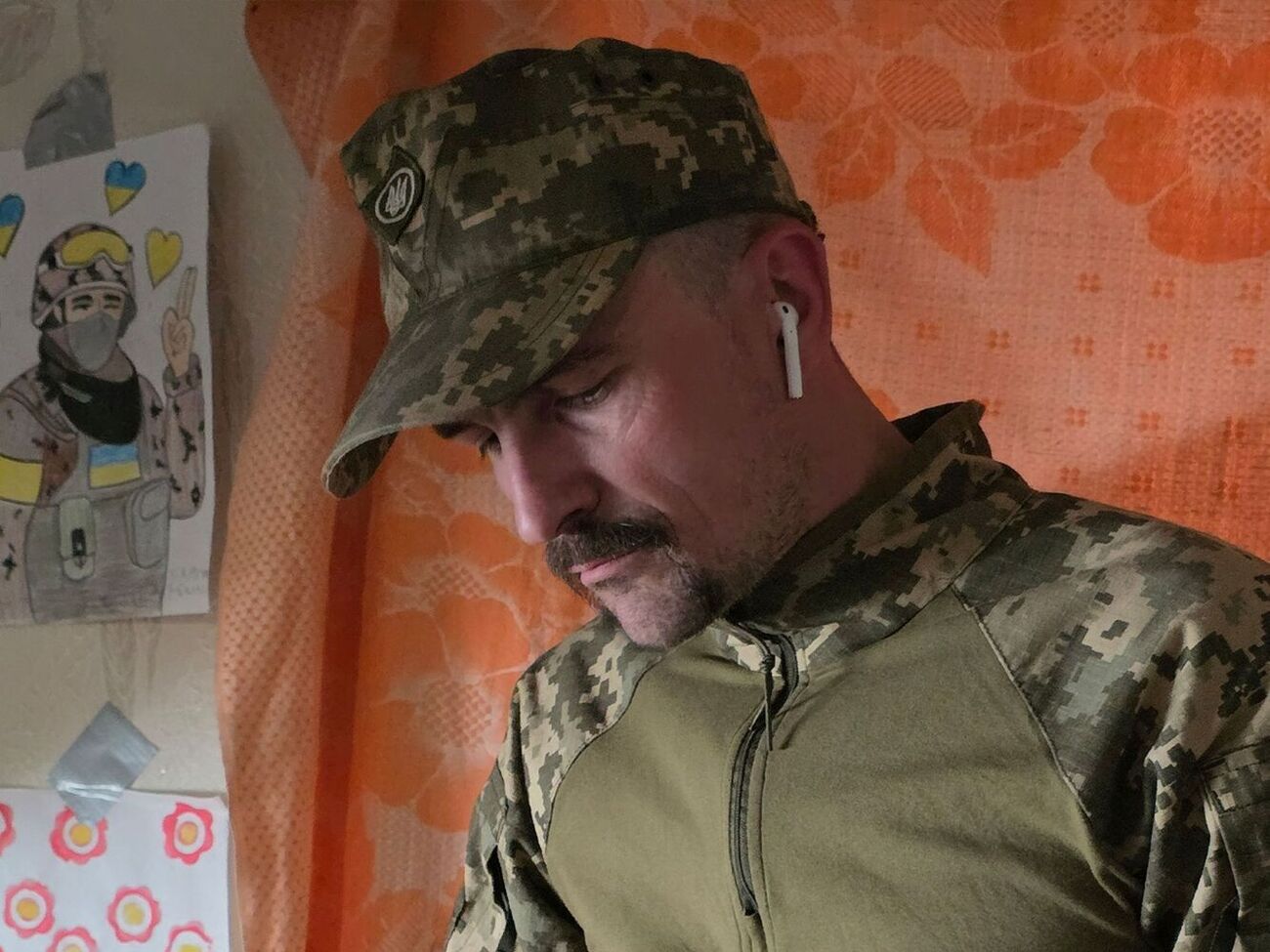 У цивільному житті Чорнозем був професійним музикантом