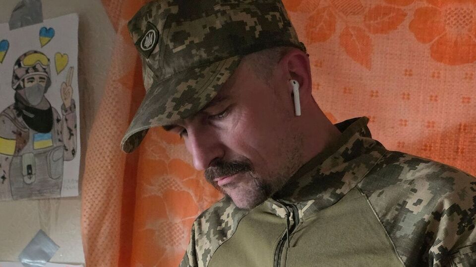 У цивільному житті Чорнозем був професійним музикантом