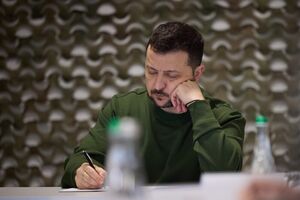 Президент подписал документ через два дня после его получения
