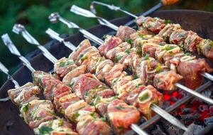 Такий шашлик має кілька шарів