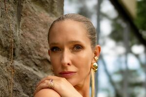 Осадчая: Хотя бы позаботьтесь о своих детях, чтобы они не жили в войне из-за того, что они говорят на языке врага