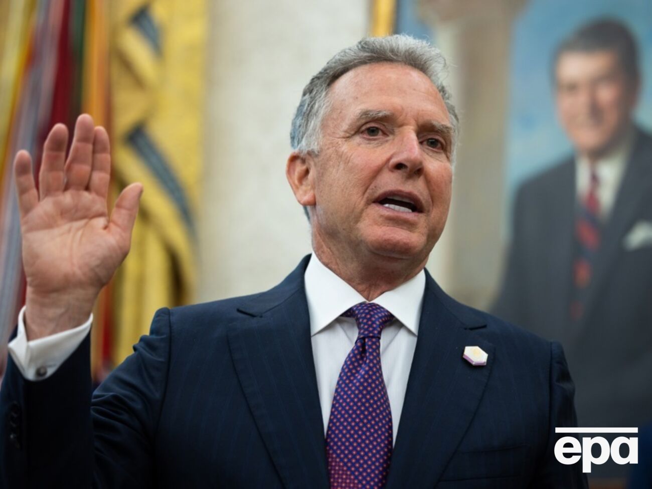 Виткофф подчеркнул, что, если США прекратят свои усилия по достижению мира в Украине, это будет плохо для всех