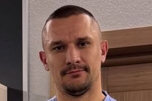 Цимбалюк розповідав, що його найулюбленішим десертом є торт "Монастирська хата"