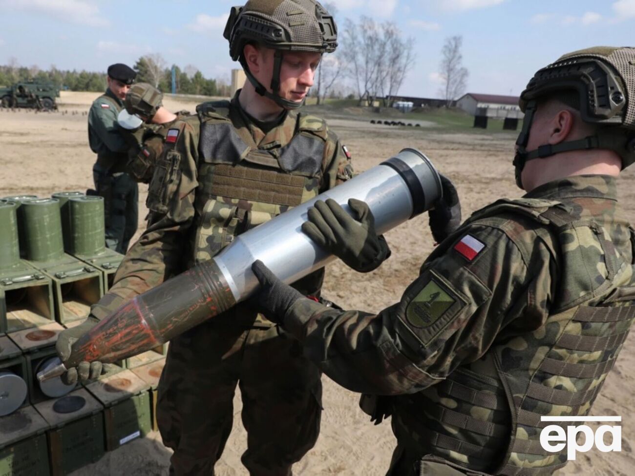 В польском минобороны отметили, что будут оказывать логистическую поддержку Украине