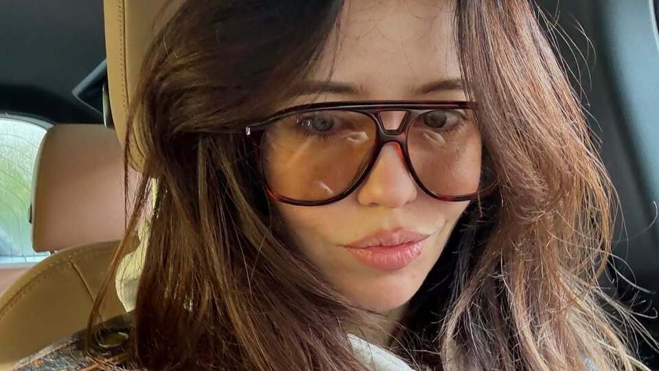 Дорофеева устроила зажигательные танцы перед камерой