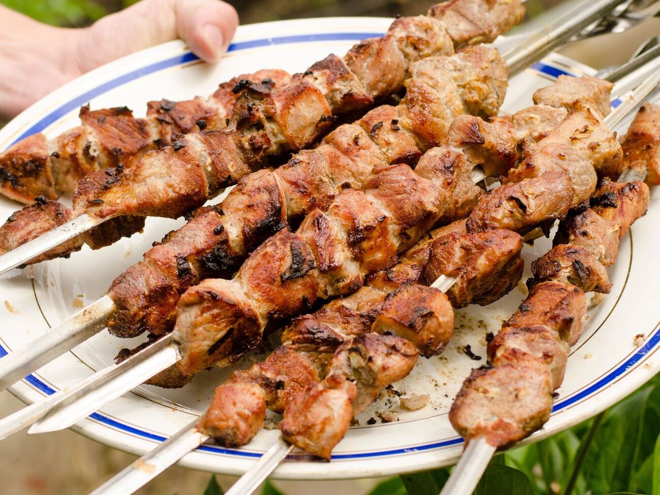 Для маринада понадобится газировка