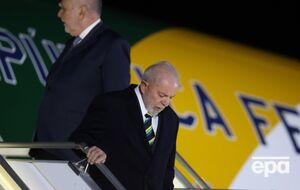 У Кремлі сказали, що Путін провів телефонну розмову з президентом Бразилії під час технічної зупинки бразильського спецрейсу в Москві на шляху з Китаю