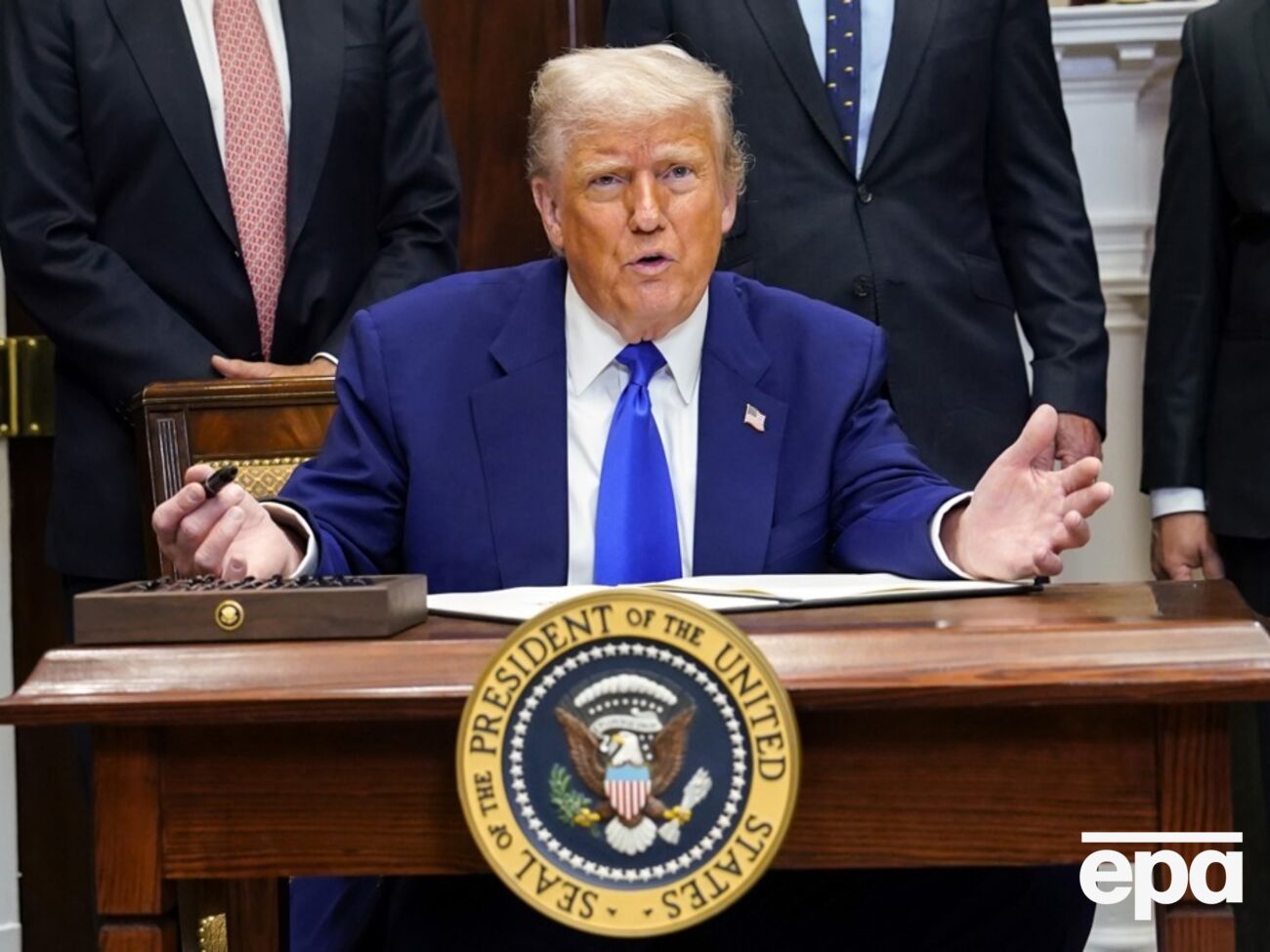 Трамп должен ответить Путину, считает CNN