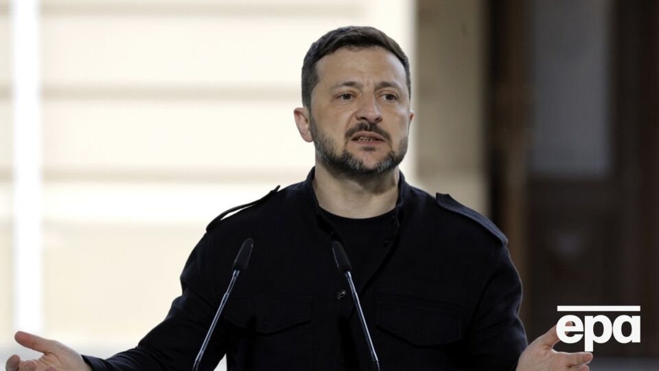Зеленский призвал ввести новые санкции против РФ