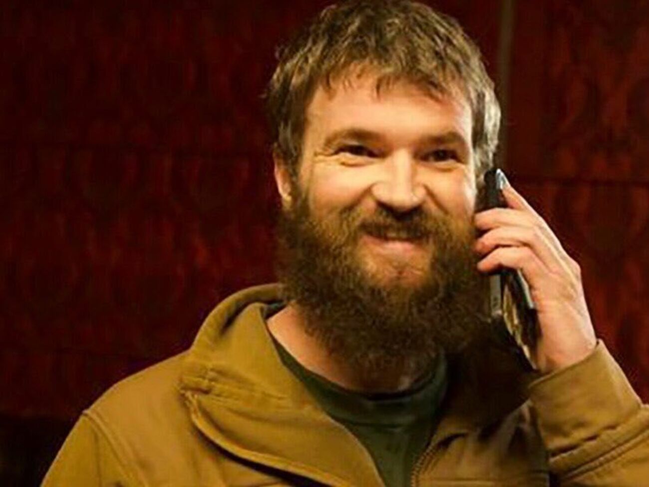 У кареті "швидкої" в Туреччині "пан М" здавав кров. Хотілося пригадати йому Стуса, але полонені азовці ще були в літаку