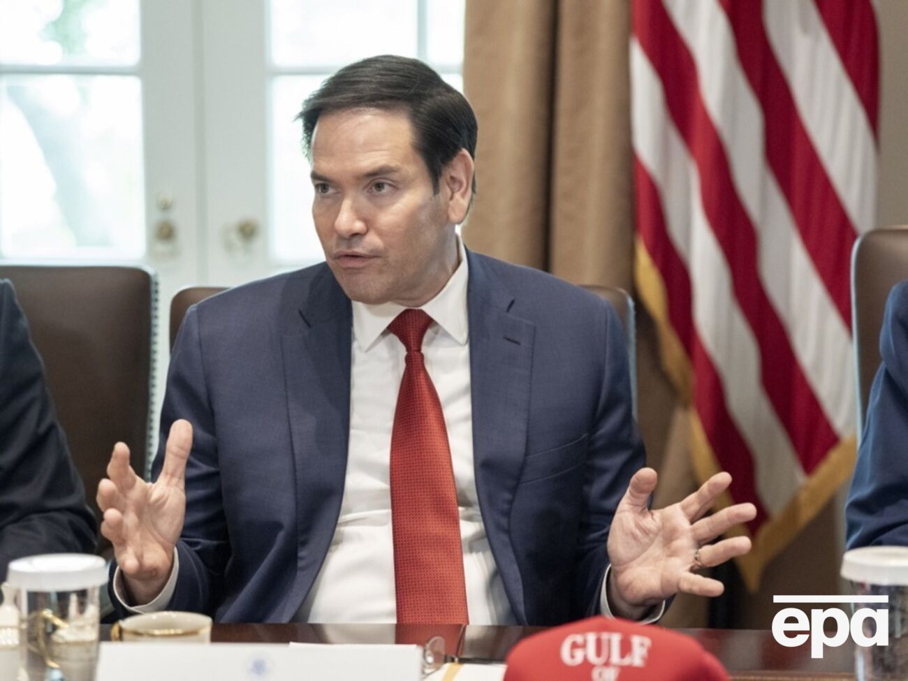 Рубио отметил, что в течение следующего десятилетия страны – члены НАТО договорились достичь цели – 5% ВВП на оборону