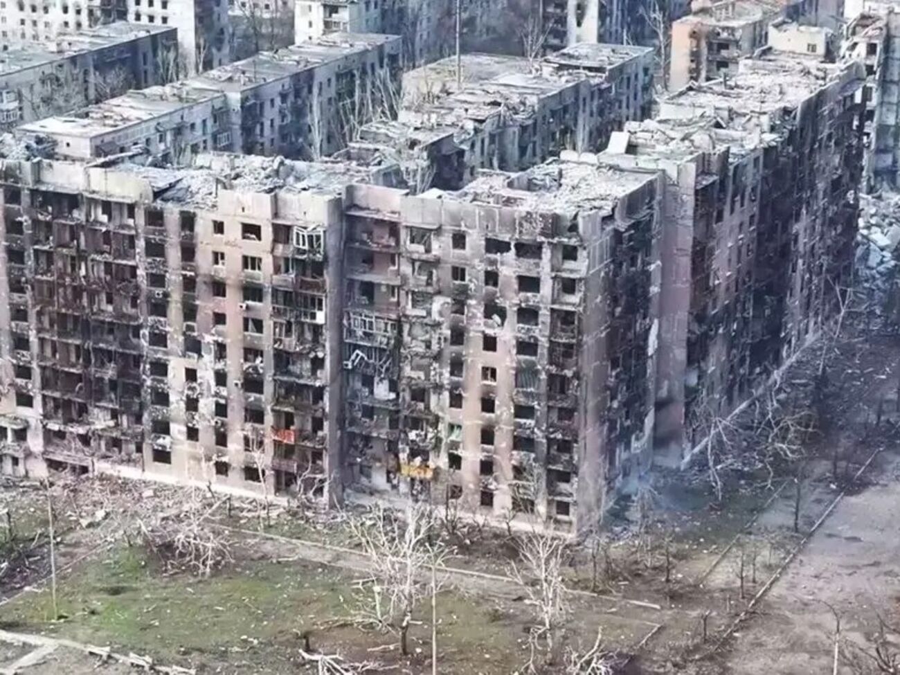 За словами речника ОТУ "Луганськ", росіяни просуваються в Торецьку внаслідок знищення позицій ЗСУ